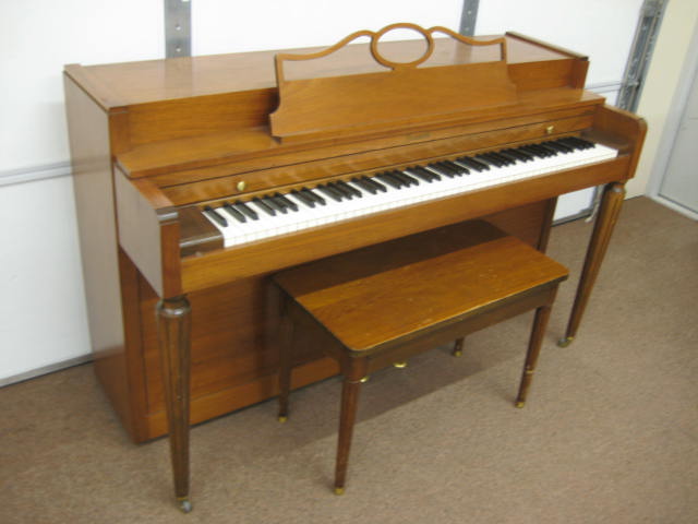 Baldwin howard upright deals piano